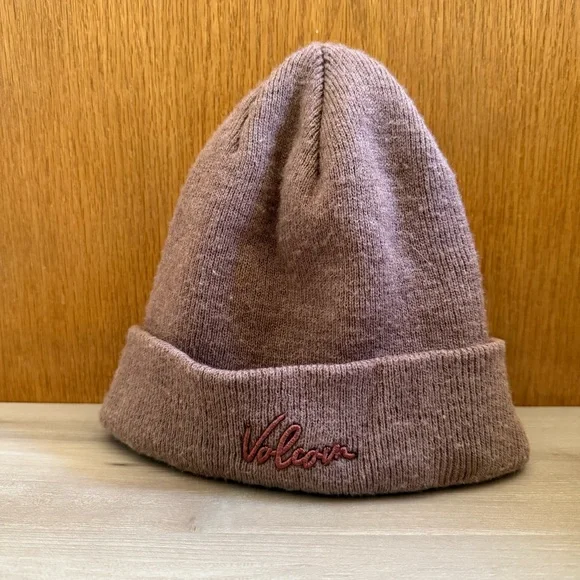 VOLCOM • Dusty Purple Beanie - Picture 5 of 5